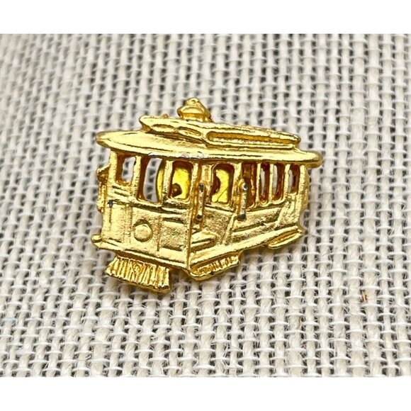 Vintage Cable Car Trolley Pin San Francisco Gold Tone Street Car Hat Jacket - Picture 6 of 6